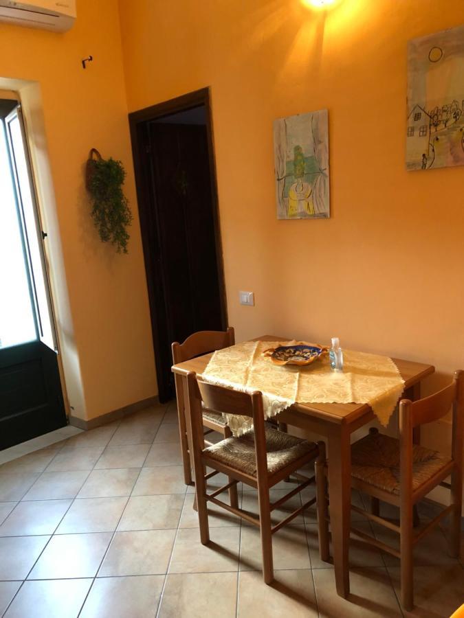 Collotti 3 Apartment Castelbuono  Exterior foto
